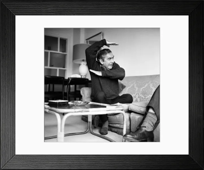 Framed Print : Photographs of Tony Hancock by Bela Zola, during his interview with Kenneth Eastaugh Framed Print : Photographs of Tony Hancock by Bela Zola, during his interview with Kenneth Eastaugh