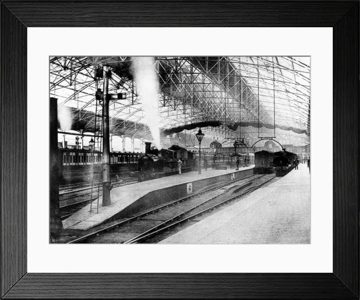 Framed Print : Trains at the platforms at Birmingham New Street Station, circa 1890 Framed Print : Trains at the platforms at Birmingham New Street Station, circa 1890