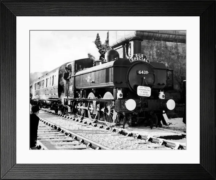 Framed Print : The last train on the Ross On Wye to Monmouth line, the Great Western Railway Class 6400 Framed Print : The last train on the Ross On Wye to Monmouth line, the Great Western Railway Class 6400