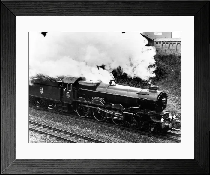 Framed Print : Great Western Railway (GWR) 6000 Class King George V steam locomotive, October 1971 Framed Print : Great Western Railway (GWR) 6000 Class King George V steam locomotive, October 1971