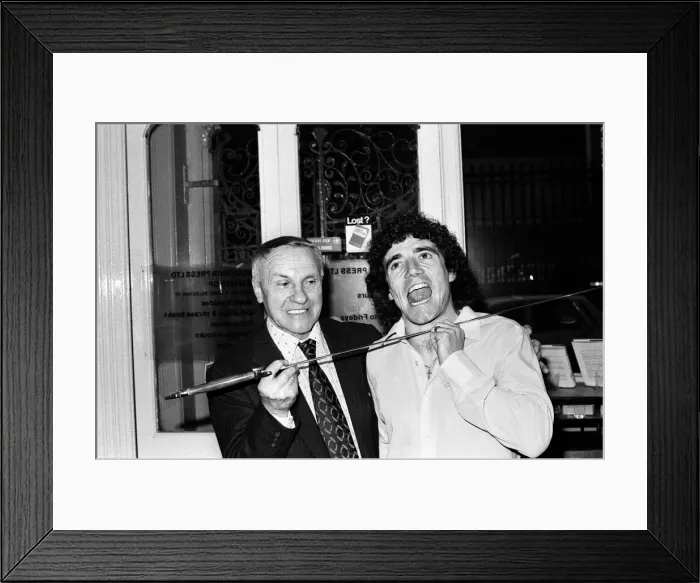 Framed Print : Former Liverpool manager Bill Shankly with England international footballer Kevin Keegan Framed Print : Former Liverpool manager Bill Shankly with England international footballer Kevin Keegan