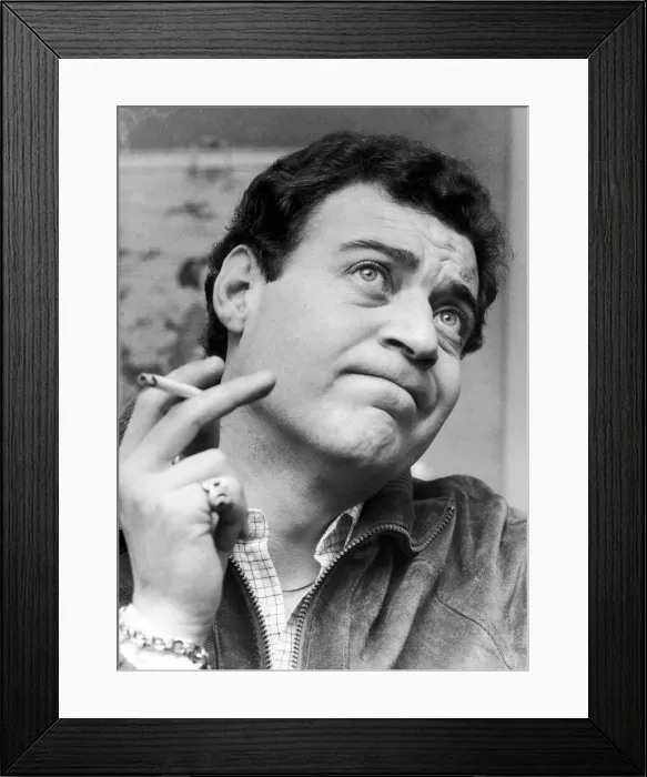 Framed Print : Birmingham Comedian David Ismay smoking a cigarette after cutting down from 40 a day to 8 Framed Print : Birmingham Comedian David Ismay smoking a cigarette after cutting down from 40 a day to 8