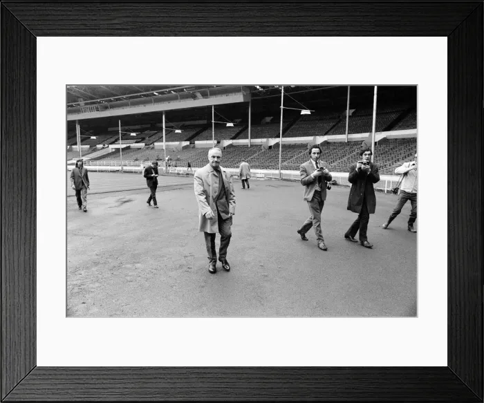 Framed Print : Liverpool manager Bill Shankly at Wembley Stadium to inspect the pitch ahead of his
