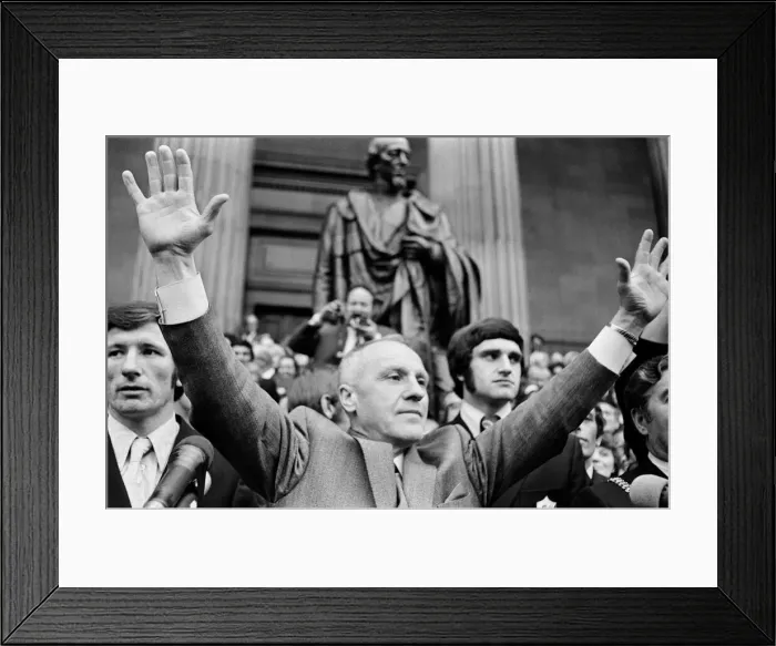 Framed Print : Liverpool manager Bill Shankly pictured on his side Framed Print : Liverpool manager Bill Shankly pictured on his side