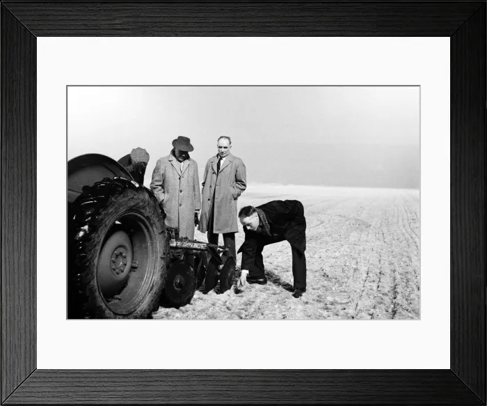 Framed Print : Liverpool manager Bill Shankly called in Mr John Flood of Queensferry Framed Print : Liverpool manager Bill Shankly called in Mr John Flood of Queensferry
