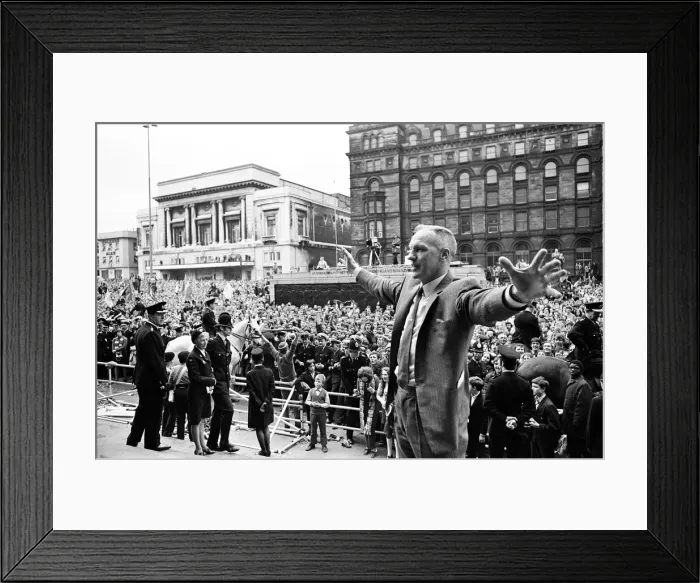 Framed Print : Liverpool manager Bill Shankly pictured on his side Framed Print : Liverpool manager Bill Shankly pictured on his side