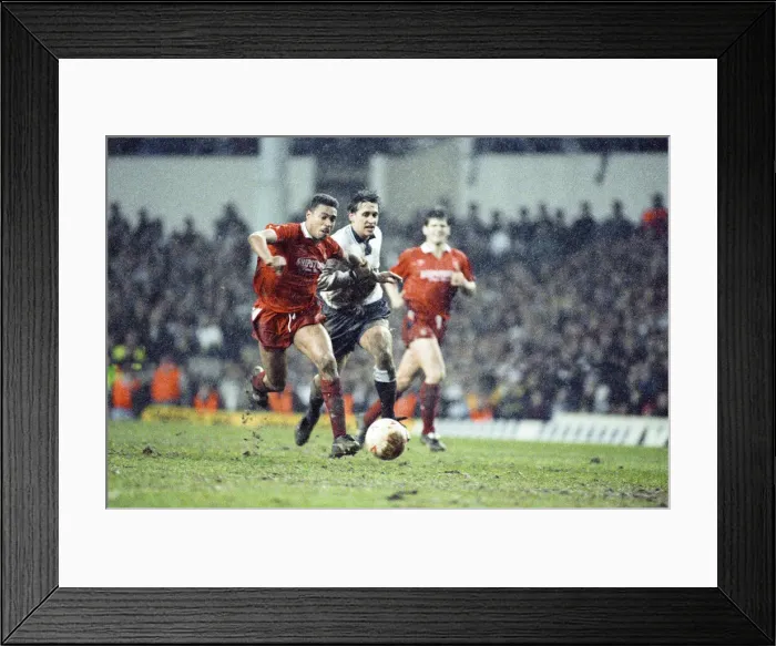 Framed Print : Rumbelows Cup Semi Final Second Leg match at White Hart Lane Framed Print : Rumbelows Cup Semi Final Second Leg match at White Hart Lane
