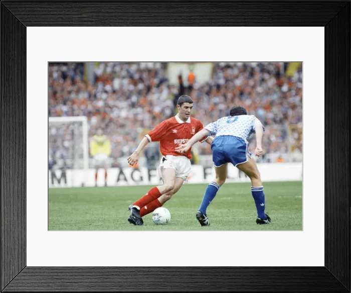 Framed Print : Rumbelows Cup Final at Wembley Stadium. Nottingham Forest 0 v Manchester United 1 Framed Print : Rumbelows Cup Final at Wembley Stadium. Nottingham Forest 0 v Manchester United 1