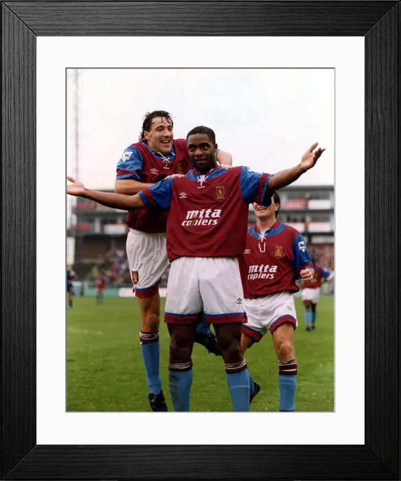 Framed Print : Wimbledon 2-3 Aston Villa, league match at Plough Lane, Saturday 3rd October 1992 Framed Print : Wimbledon 2-3 Aston Villa, league match at Plough Lane, Saturday 3rd October 1992