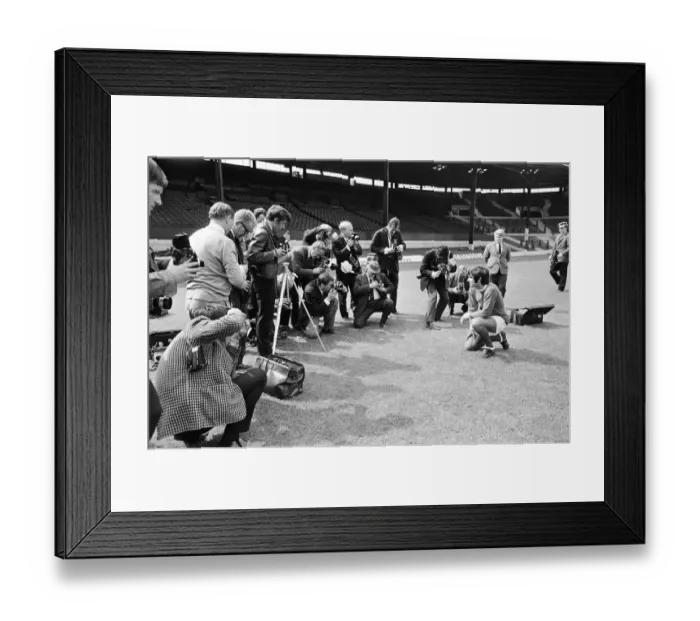 Framed Print : Photocall at Old Trafford for the victorious Manchester United team who defeated Benfica Framed Print : Photocall at Old Trafford for the victorious Manchester United team who defeated Benfica