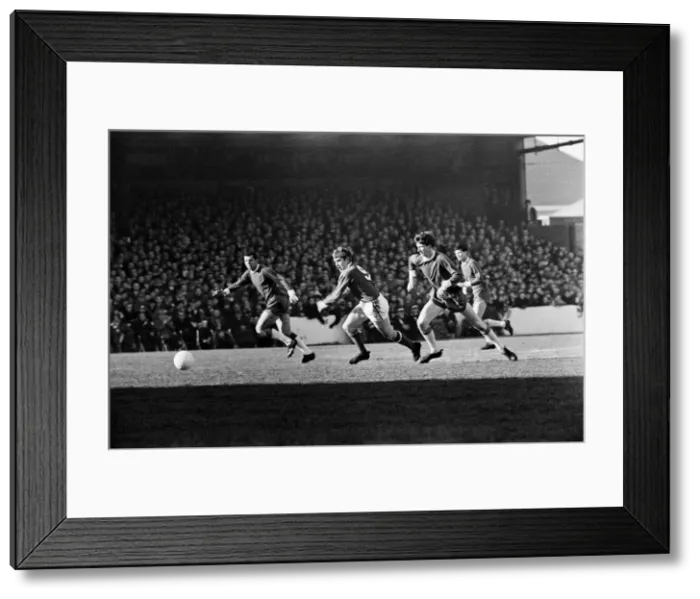 Framed Print : FA Cup Fifth Round match at the City Ground. Nottingham Forest 0 v Swindon Town 0