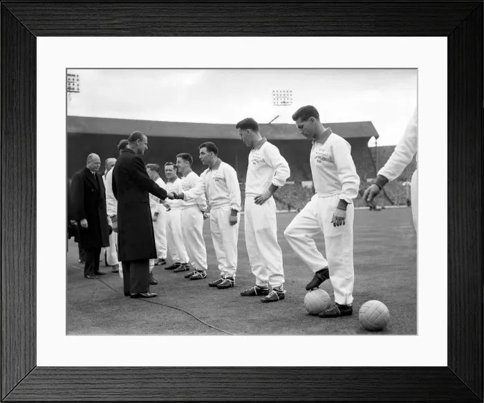 Framed Print : FA Cup Final at Wembley Stadium. Nottingham Forest 2 v 1 Luton Town 1 Framed Print : FA Cup Final at Wembley Stadium. Nottingham Forest 2 v 1 Luton Town 1