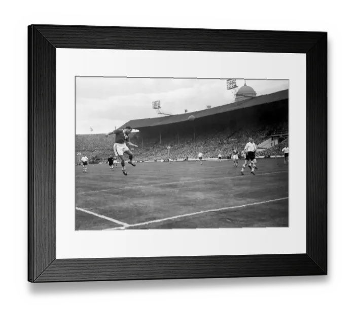 Framed Print : FA Cup Final at Wembley Stadium. Nottingham Forest 2 v 1 Luton Town 1 Framed Print : FA Cup Final at Wembley Stadium. Nottingham Forest 2 v 1 Luton Town 1