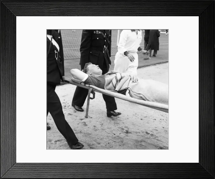 Framed Print : FA Cup Final match at Wembley Stadium. Nottingham Forest 2 v Luton Town 1