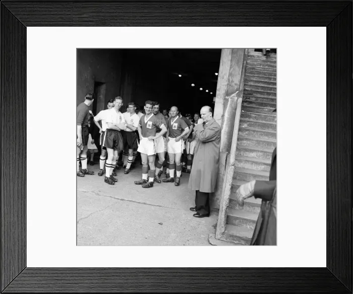 Framed Print : FA Cup Final match at Wembley Stadium. Nottingham Forest 2 v Luton Town 1 Framed Print : FA Cup Final match at Wembley Stadium. Nottingham Forest 2 v Luton Town 1