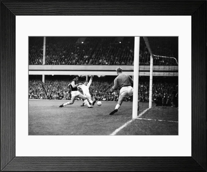 Framed Print : English League Division One match at Upton park. West Ham United 2 v Nottingham Framed Print : English League Division One match at Upton park. West Ham United 2 v Nottingham