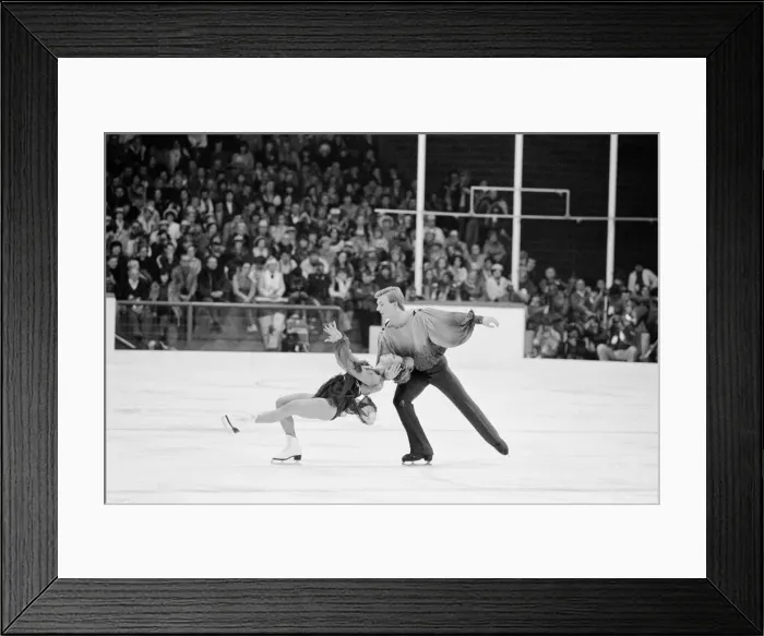 Framed Print : Great Britains Jayne Torvill and Christopher Dean during their famous Framed Print : Great Britains Jayne Torvill and Christopher Dean during their famous