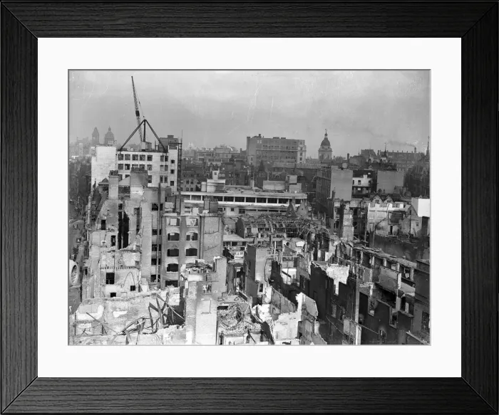 Framed Print : Air raids on Birmingham on the nights of 9th and 10th April 1941 Framed Print : Air raids on Birmingham on the nights of 9th and 10th April 1941