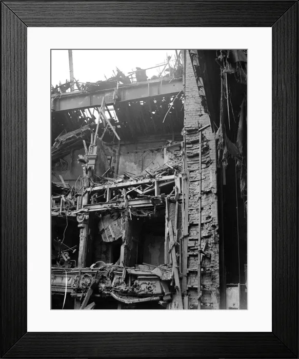 Framed Print : Air raids on Birmingham on the nights of 9th and 10th April 1941 Framed Print : Air raids on Birmingham on the nights of 9th and 10th April 1941