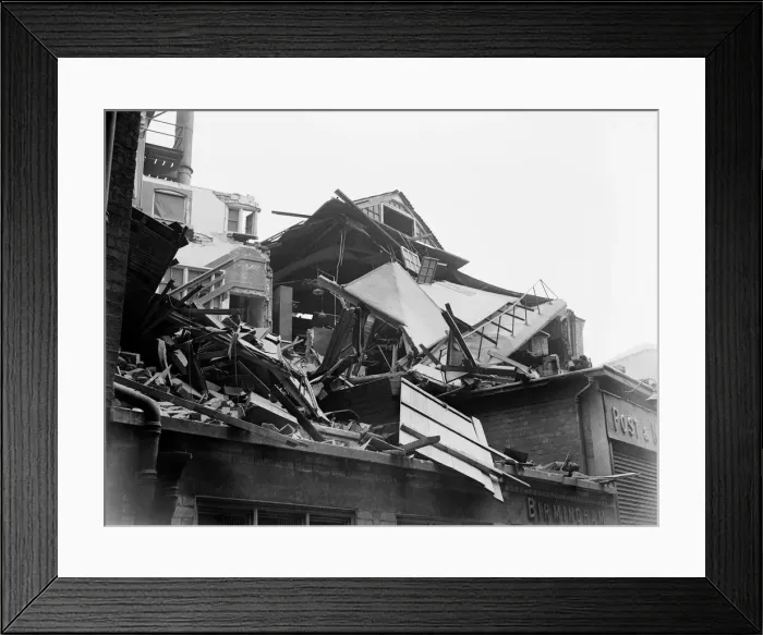 Framed Print : Air raids on Birmingham on the nights of 9th and 10th April 1941 Framed Print : Air raids on Birmingham on the nights of 9th and 10th April 1941