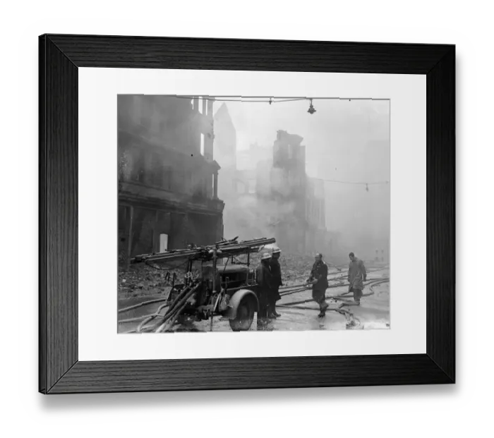 Framed Print : Air raids on Birmingham on the nights of 9th and 10th April 1941 Framed Print : Air raids on Birmingham on the nights of 9th and 10th April 1941