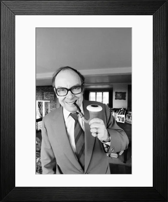Framed Print : Comedian, Eric Morecambe, pictured at home in Harpenden, Hertfordshire, England Framed Print : Comedian, Eric Morecambe, pictured at home in Harpenden, Hertfordshire, England