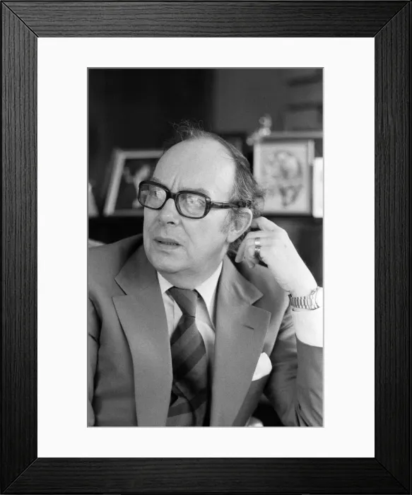 Framed Print : Comedian, Eric Morecambe, pictured at home in Harpenden, Hertfordshire, England Framed Print : Comedian, Eric Morecambe, pictured at home in Harpenden, Hertfordshire, England