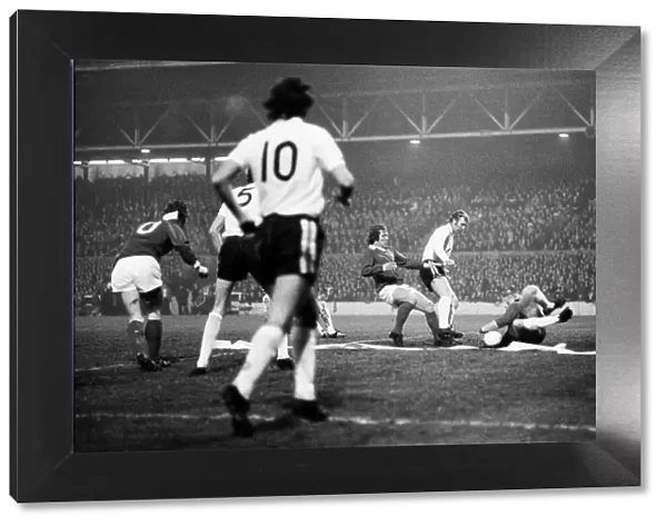 Fulham 2 v. Nottingham Forest 1. 1975 FA Cup run. Fourth round, third replay