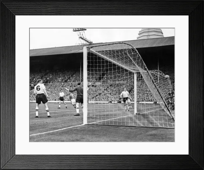 Framed Print : Nottingham Forest open their scoring with an early Goal by Roy Dwight Framed Print : Nottingham Forest open their scoring with an early Goal by Roy Dwight