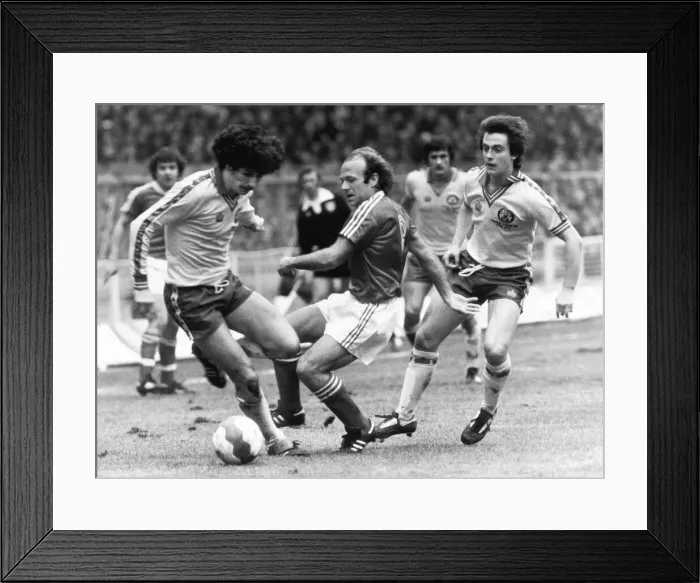 Framed Print : 1979 League Cup Final at Wembley Stadium. Nottingham Forest 3 v Southampton 2 Framed Print : 1979 League Cup Final at Wembley Stadium. Nottingham Forest 3 v Southampton 2