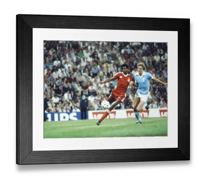 Framed Print : European Cup Final at the Olympic Stadium in Munich. Nottingham Forest 1 v Malmo 0 Framed Print : European Cup Final at the Olympic Stadium in Munich. Nottingham Forest 1 v Malmo 0