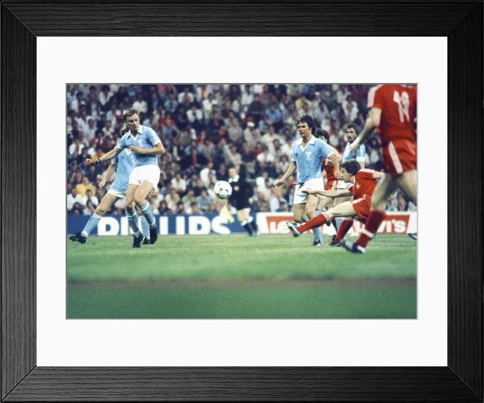 Framed Print : European Cup Final at the Olympic Stadium in Munich. Nottingham Forest 1 v Malmo 0 Framed Print : European Cup Final at the Olympic Stadium in Munich. Nottingham Forest 1 v Malmo 0