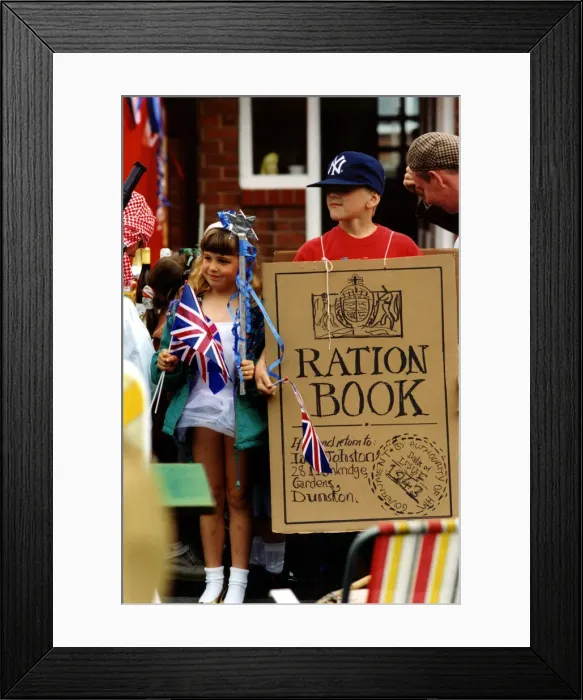 Framed Print : World War Two - Second World War - 50th Anniversary VE Day Celebrations - Residents of Framed Print : World War Two - Second World War - 50th Anniversary VE Day Celebrations - Residents of