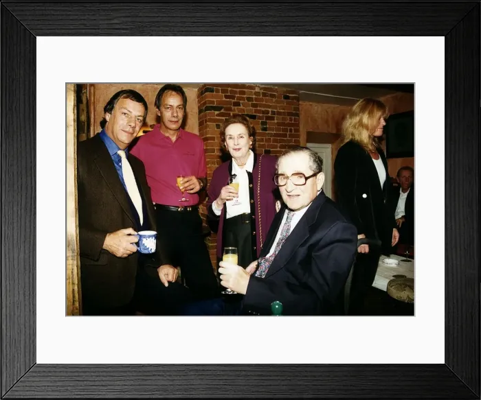 Framed Print : Henry Cecil Racehorse trainer and family dbase Framed Print : Henry Cecil Racehorse trainer and family dbase