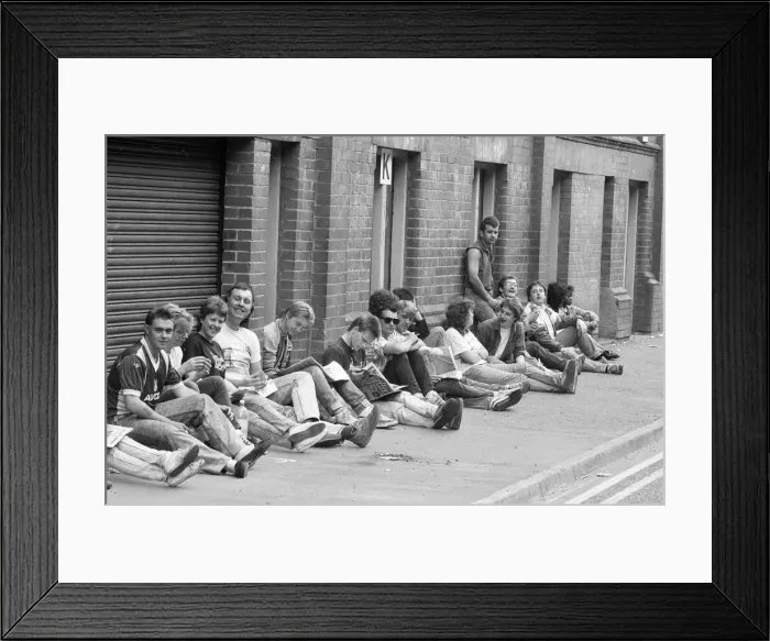 Framed Print : Fans queue outside football ground ahead of Bruce Springsteen Concert at Villa Park Framed Print : Fans queue outside football ground ahead of Bruce Springsteen Concert at Villa Park