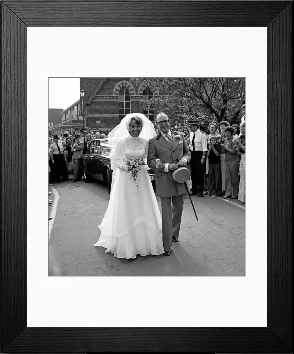 Framed Print : Wedding of Gail Morecambe, daughter of Comedian, Eric Morecambe, to Paul Jarvis Framed Print : Wedding of Gail Morecambe, daughter of Comedian, Eric Morecambe, to Paul Jarvis