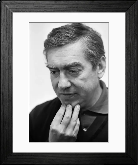 Framed Print : Tony Hancock poses for portraits, as he is due to appear on ITV. 12th December 1962 Framed Print : Tony Hancock poses for portraits, as he is due to appear on ITV. 12th December 1962