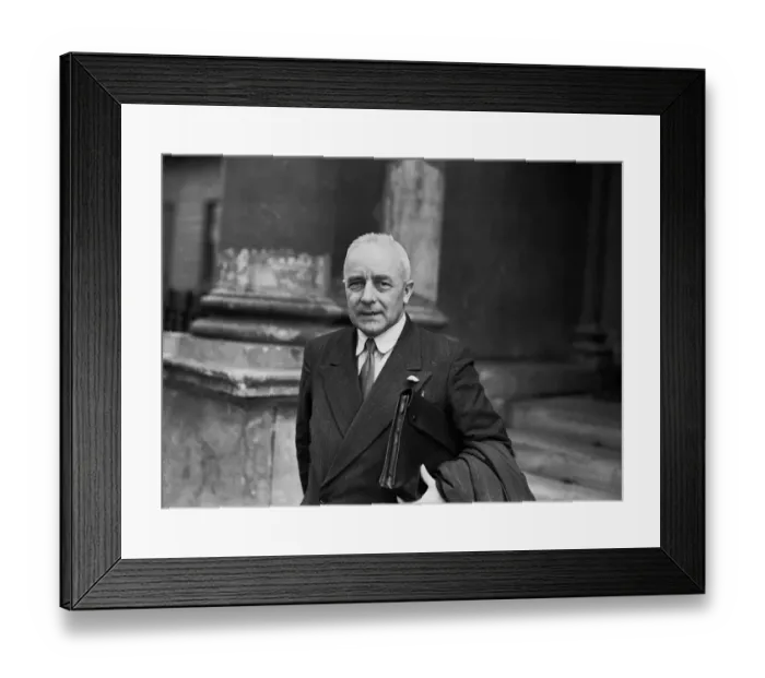 Framed Print : Doctor W F Roper gives evidence at the Royal Commission on Betting, Lotteries and Gaming Framed Print : Doctor W F Roper gives evidence at the Royal Commission on Betting, Lotteries and Gaming