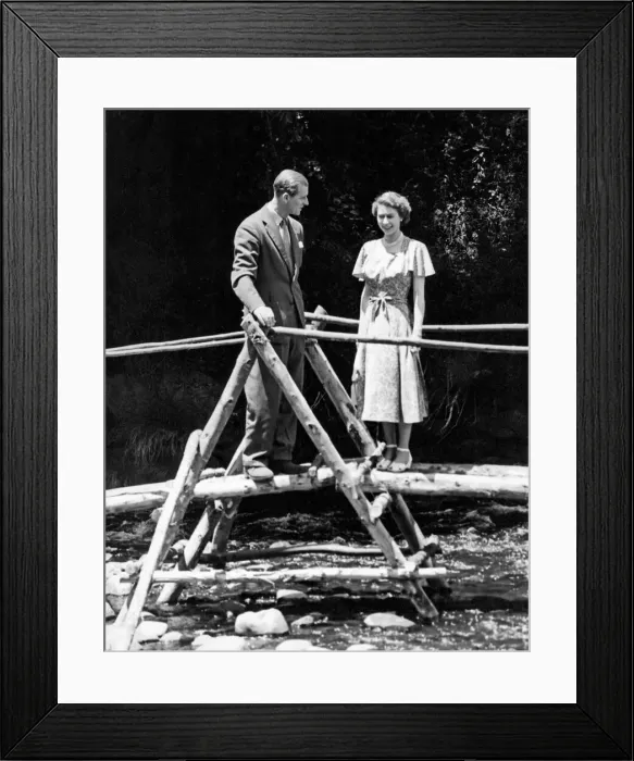 Framed Print : Queen Elizabeth II, Princess Elizabeth with the Duke of Edinburgh at Treetops Framed Print : Queen Elizabeth II, Princess Elizabeth with the Duke of Edinburgh at Treetops