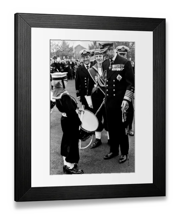 Framed Print : Prince Philip, Duke of Edinburgh, inspecting the Royal Guard of Sea Cadets Framed Print : Prince Philip, Duke of Edinburgh, inspecting the Royal Guard of Sea Cadets