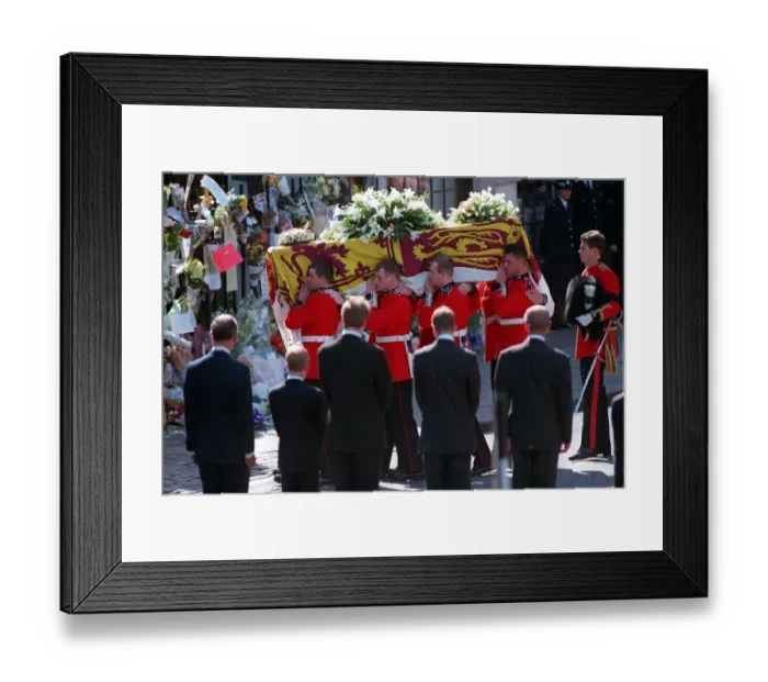 Framed Print : Princess Diana Funeral 6th September 1997. L TO R Prince