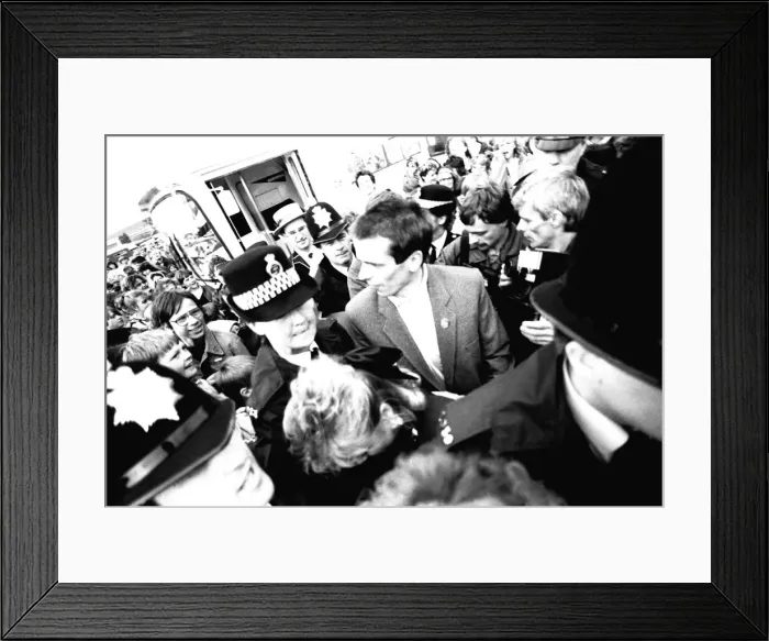 Framed Print : Eastenders stars Tom Watt and Letitia Dean, aka Lofty and Sharon Framed Print : Eastenders stars Tom Watt and Letitia Dean, aka Lofty and Sharon