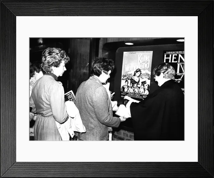 Framed Print : Writer Catherine Cookson attends the opening night of the stage version of her book Katie Framed Print : Writer Catherine Cookson attends the opening night of the stage version of her book Katie