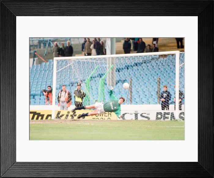 Framed Print : Manchester City 2-1 Derby County, league match at Maine Road, Saturday 20th April 1991 Framed Print : Manchester City 2-1 Derby County, league match at Maine Road, Saturday 20th April 1991