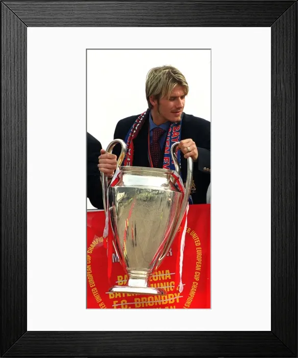 Framed Print : David Beckham holding the European Cup May 1999 during the Manchester United Framed Print : David Beckham holding the European Cup May 1999 during the Manchester United