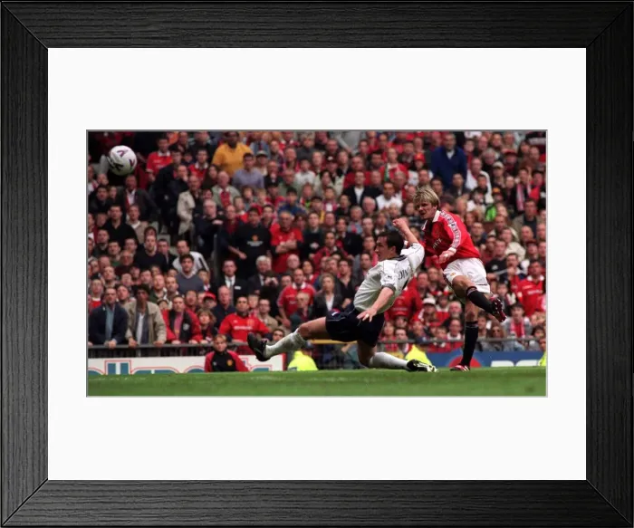 Framed Print : David Beckham scoring for Manchester United May 1999 against Tottenham Hotspur in Framed Print : David Beckham scoring for Manchester United May 1999 against Tottenham Hotspur in