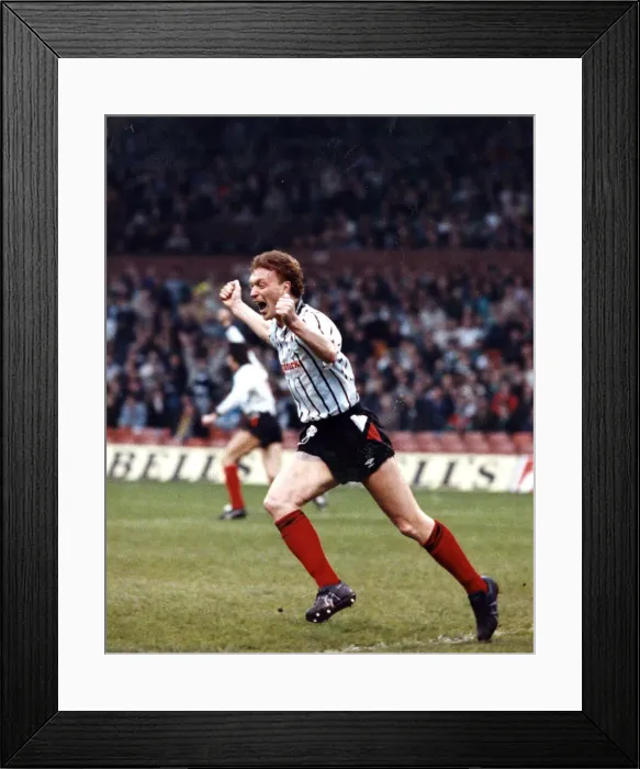 Framed Print : Celtic versus Dunfermline December 1990 sport football action DAvie Moyes Framed Print : Celtic versus Dunfermline December 1990 sport football action DAvie Moyes