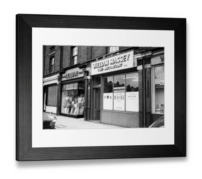 Framed Print : An exterior view of William Massey betting shop in Bethnal Green, London May 1961