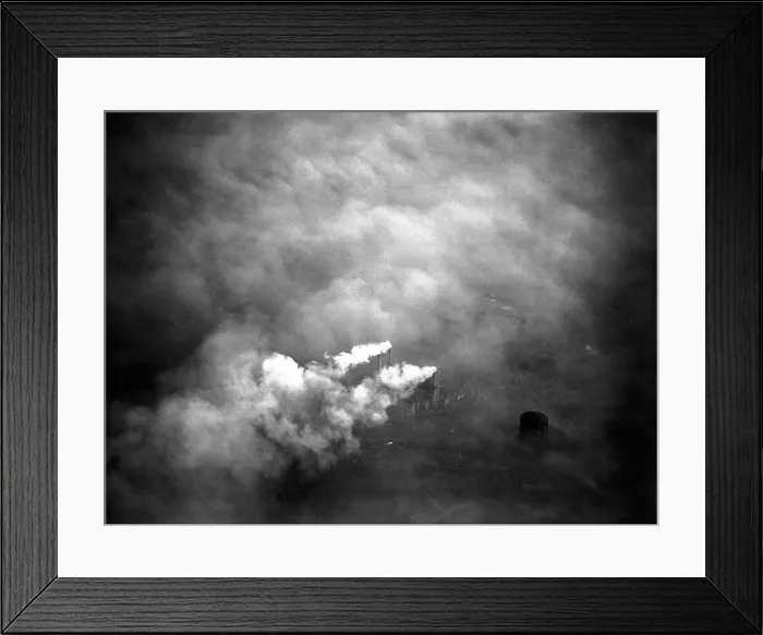 Framed Print : Fog Scenes in Battersea Powerstation, 16th November 1949 Framed Print : Fog Scenes in Battersea Powerstation, 16th November 1949