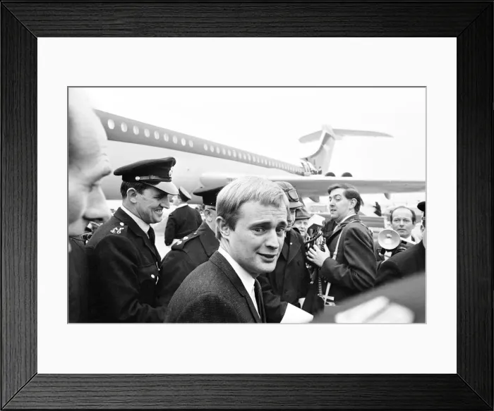 Framed Print : David McCallum, actor who plays the role of secret agent Illya Kuryakin in NBC show Framed Print : David McCallum, actor who plays the role of secret agent Illya Kuryakin in NBC show